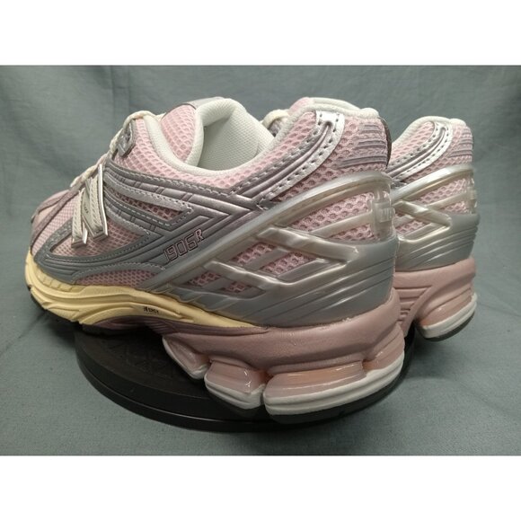 New Balance Girls 1906R Running Sneakers U1906RNF Pink Grey Size 6.5 NEW NO BOX! - Picture 8 of 13